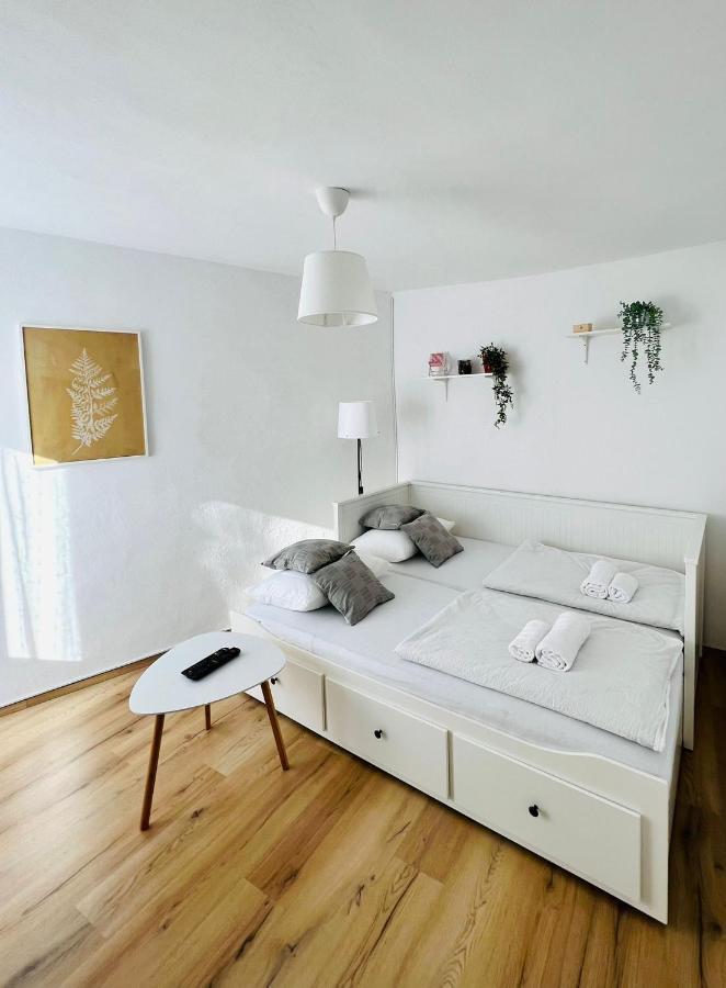 Sml Apartments 1 Izola Kültér fotó